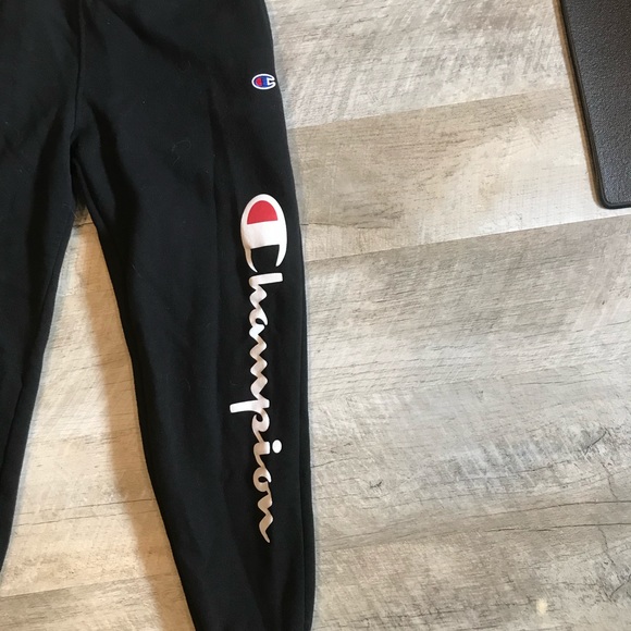 ‼️⚠️SOLD⚠️‼️Black Champion Sweatpants - Picture 2 of 6